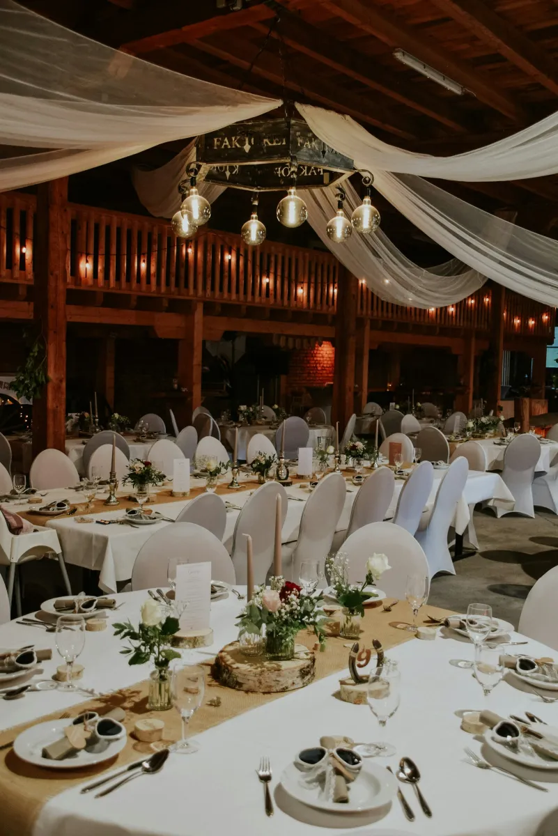 Grande Salle Virunga, photo 1