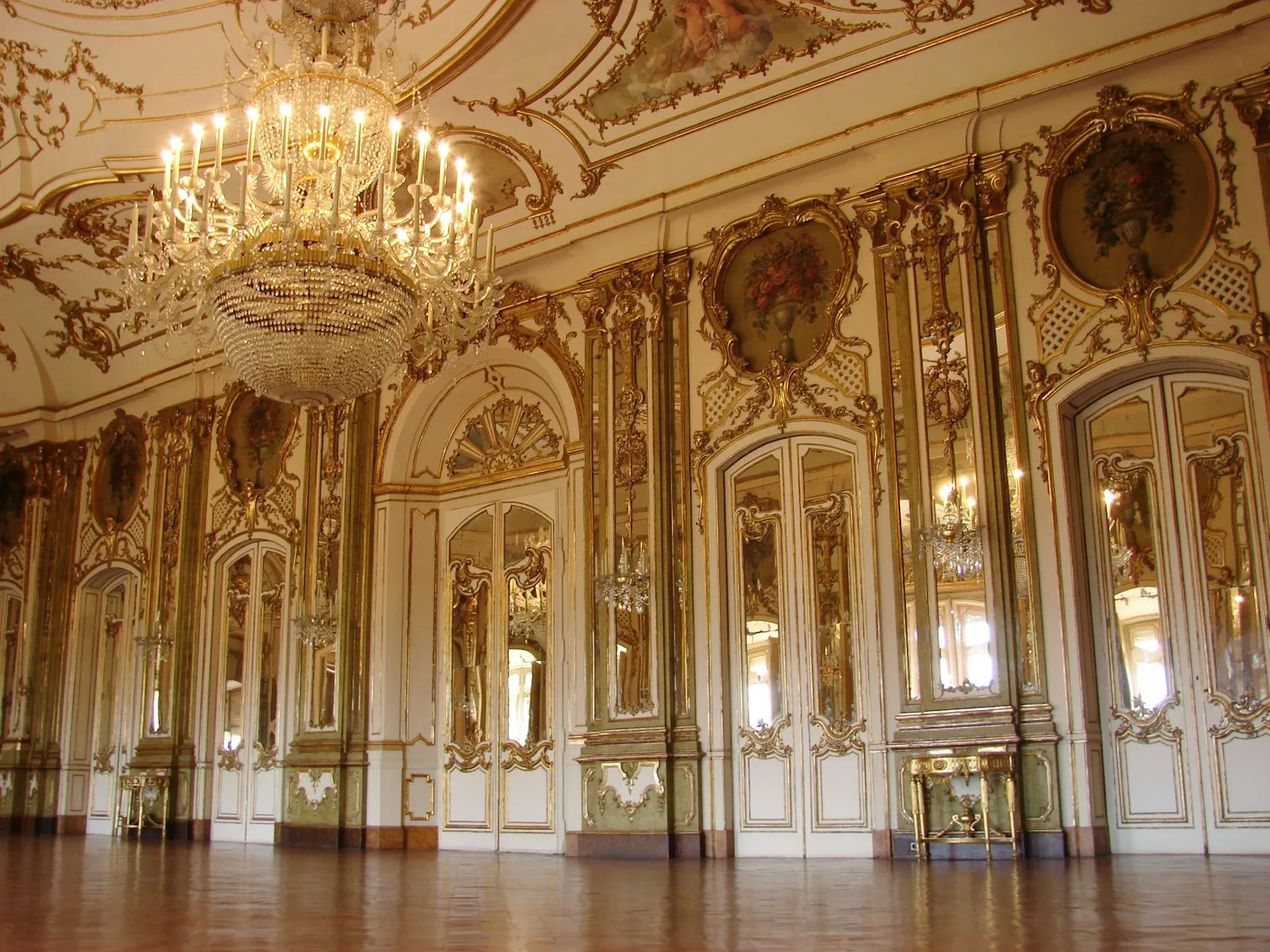 Grande Salle Virunga, photo 2